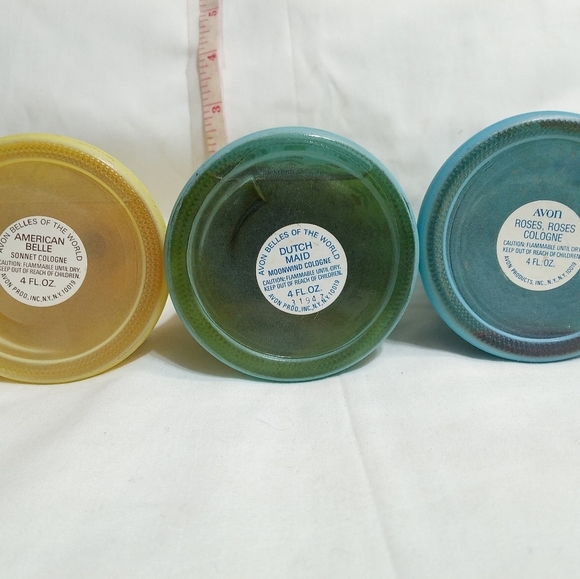 𝅺SET of 3 Avon perfume bottles - Picture 3 of 6